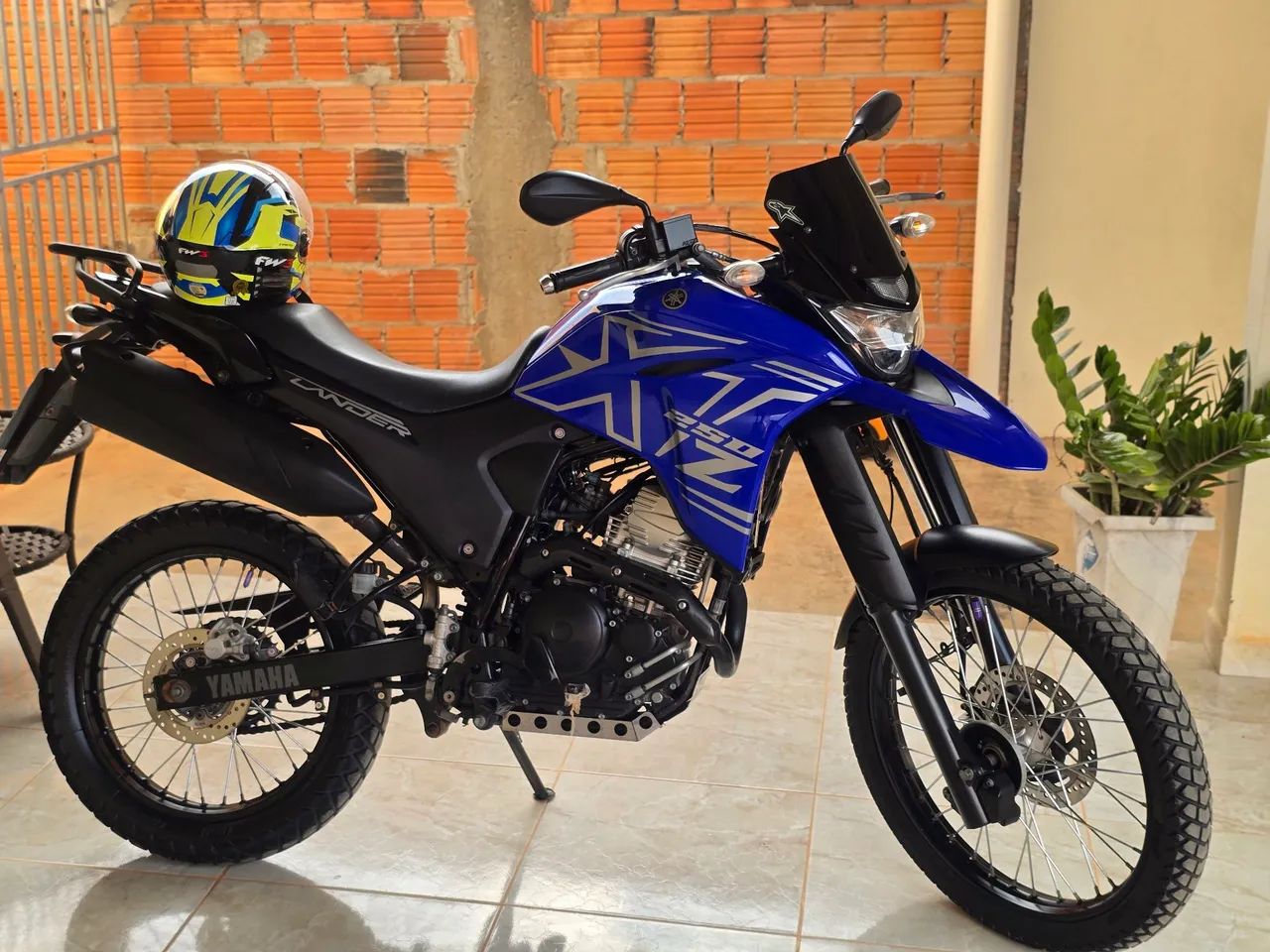 Lander bem conservada - Foto 4