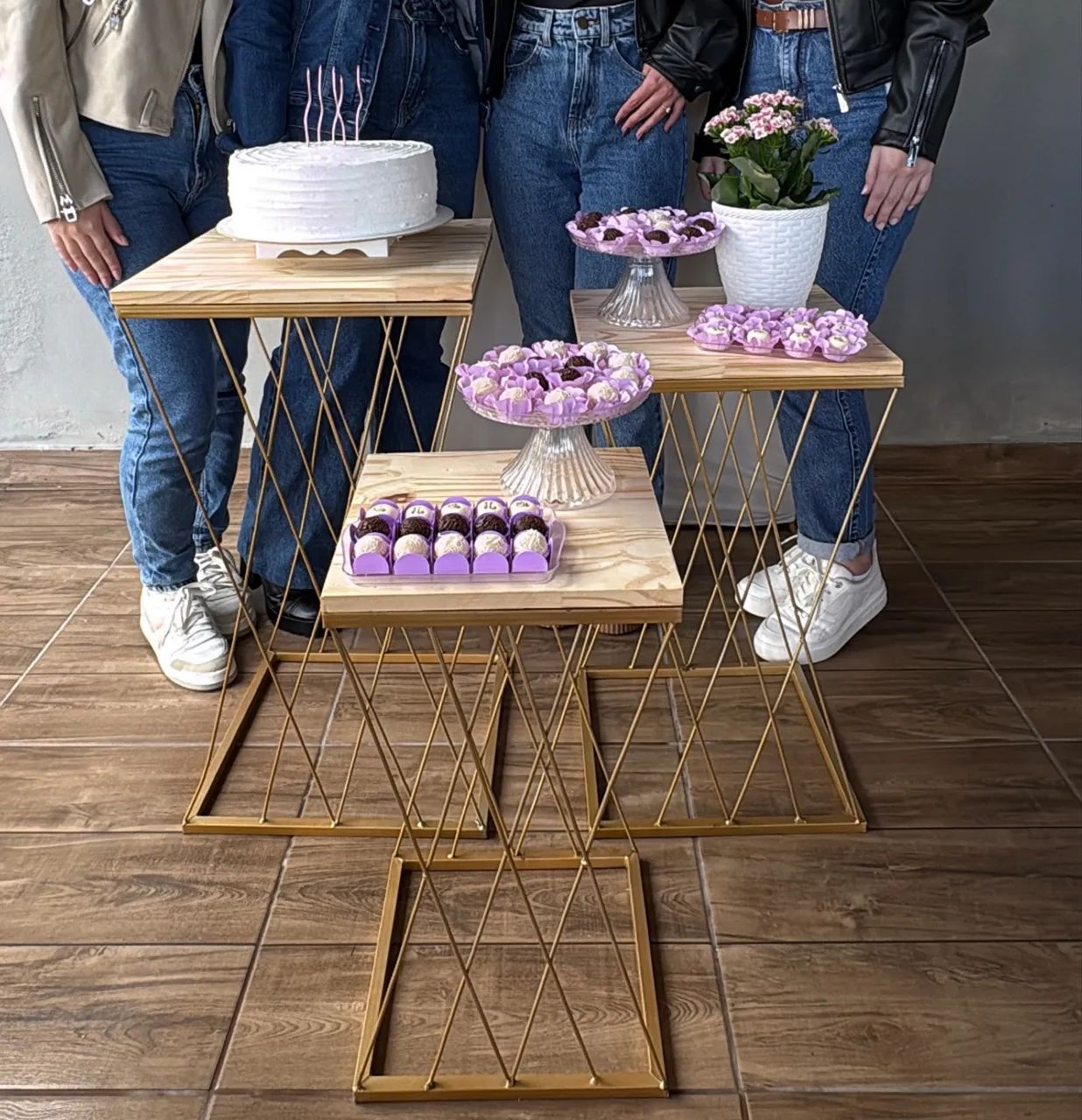 Mesa de decoração para festa - Foto 2