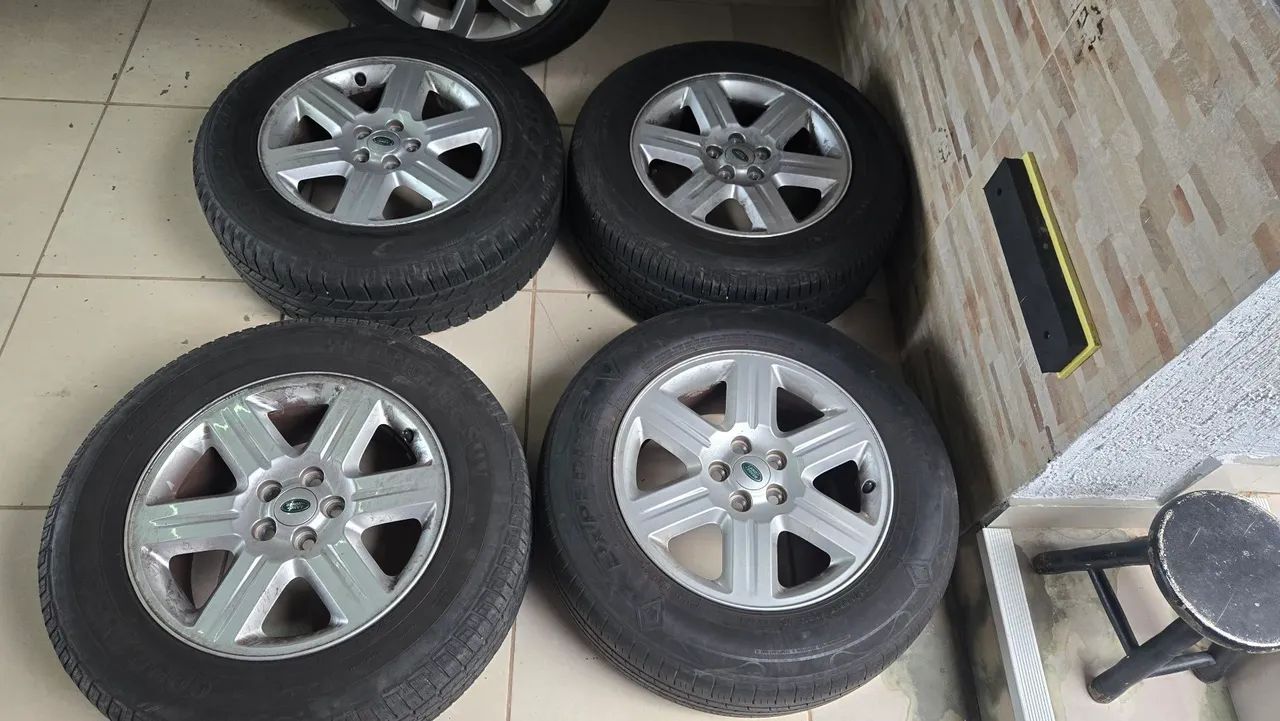 Rodas aro 17 com pneus  - Foto 2