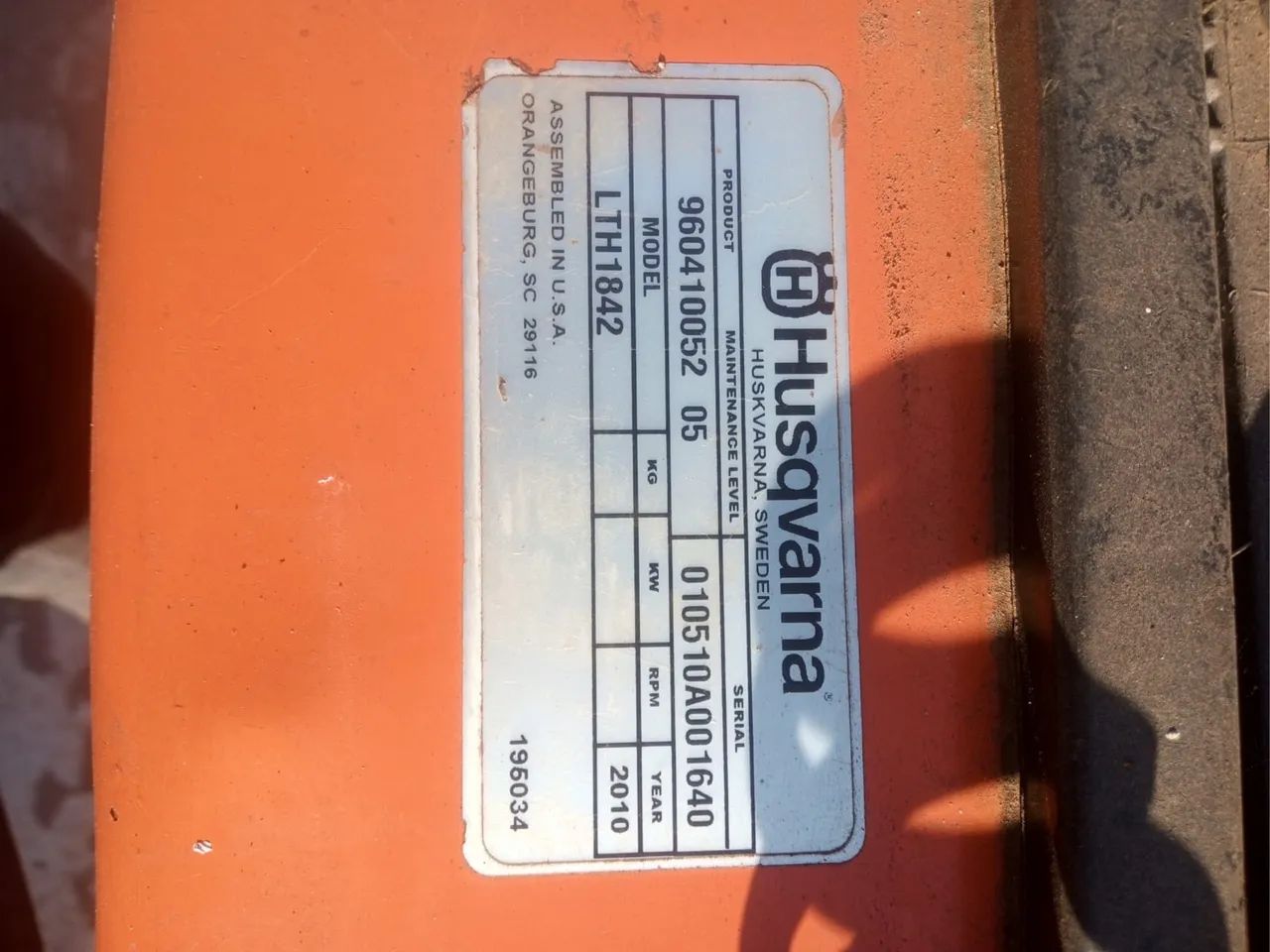 Trator Cortador de Grama Husqvarna LTH1842 - Foto 5
