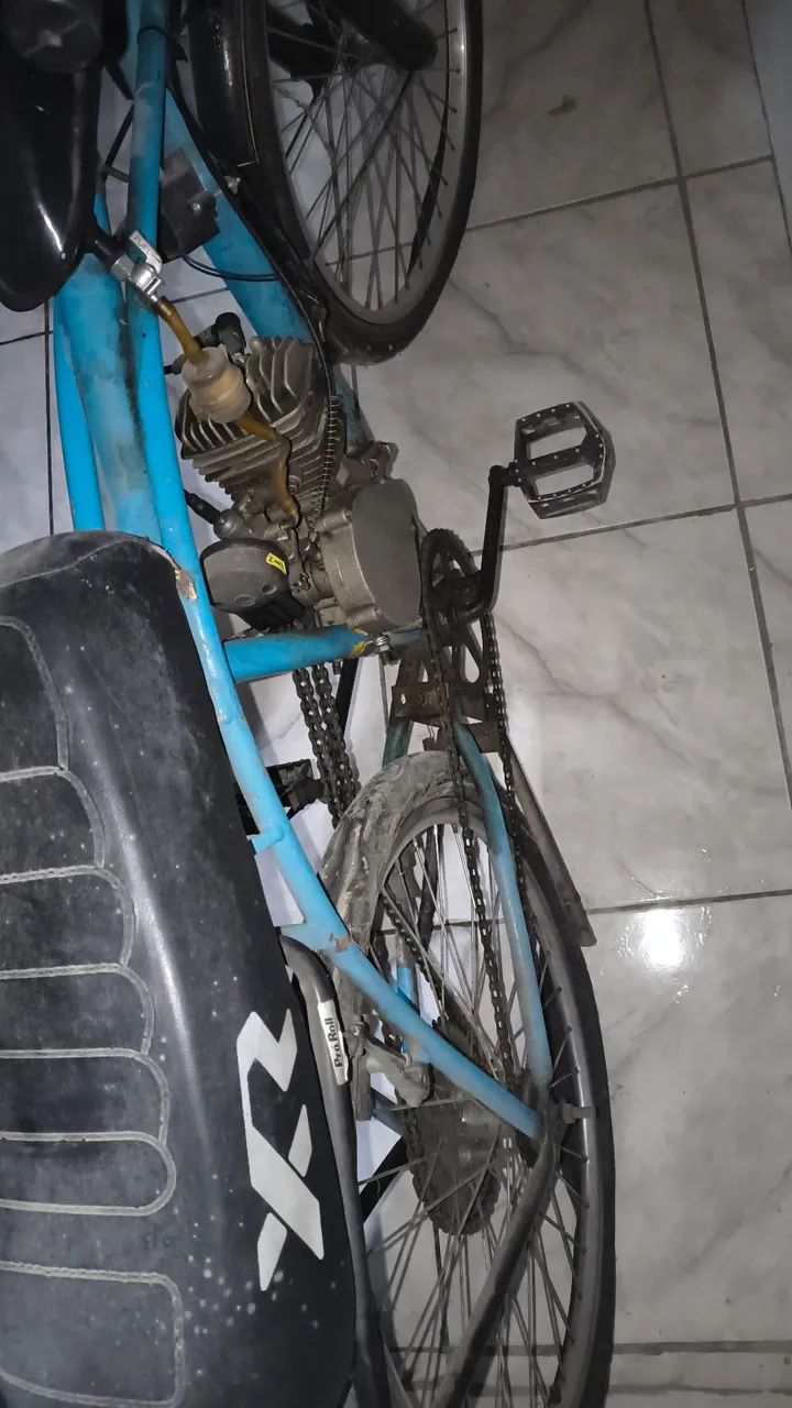 Bicicleta motorizada usada - Foto 3
