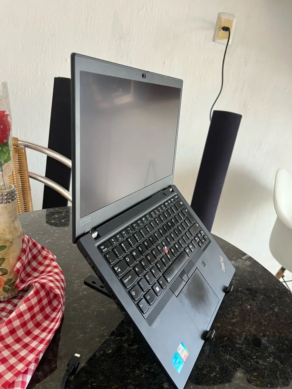 Lenovo Thinkpad T14 Gen 2 - Foto 2