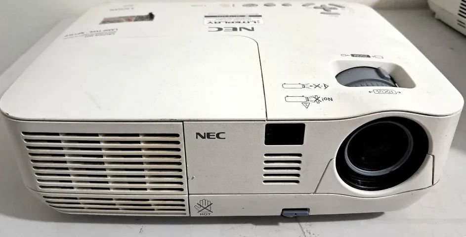 Projetor Nec NP-V260r Svga