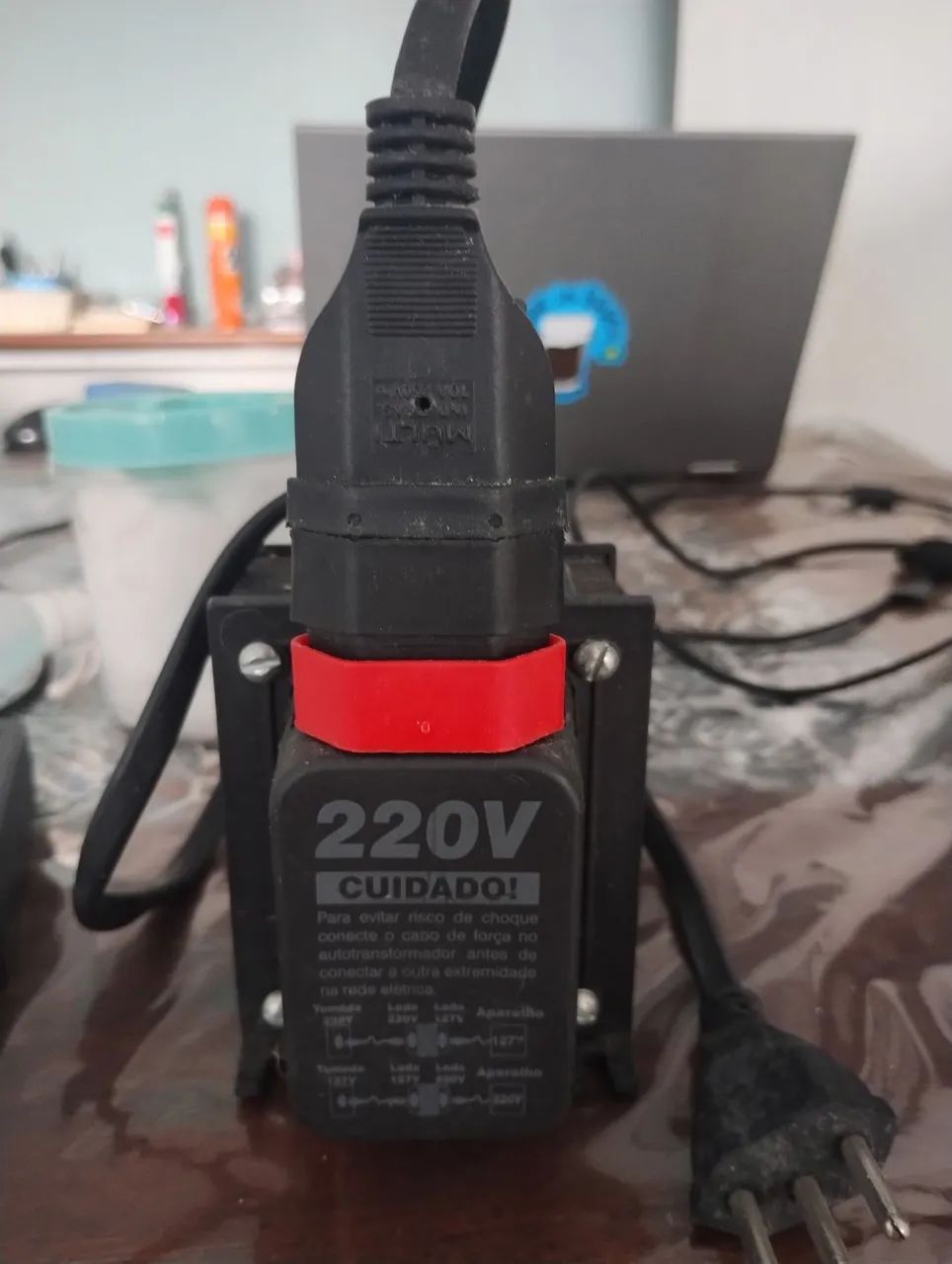 Transformador 220V