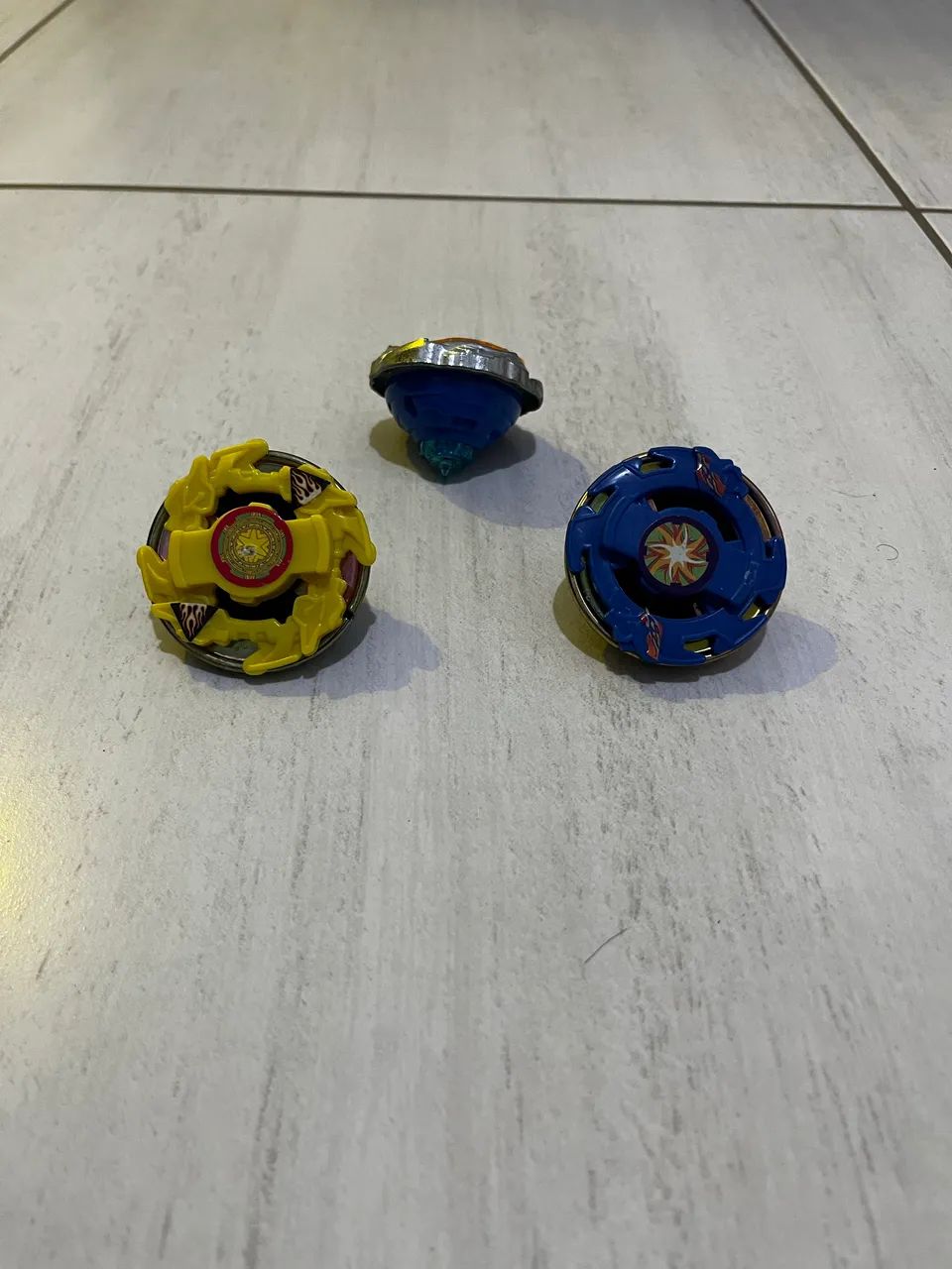 PROMOÇÃO Vendo 3 Beyblades  - Foto 4