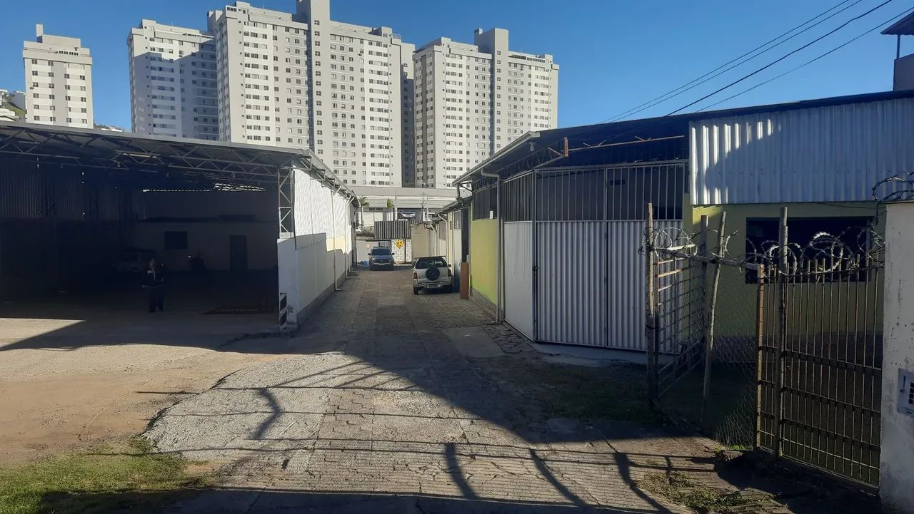 Galpão 144m2 em São Pedro 