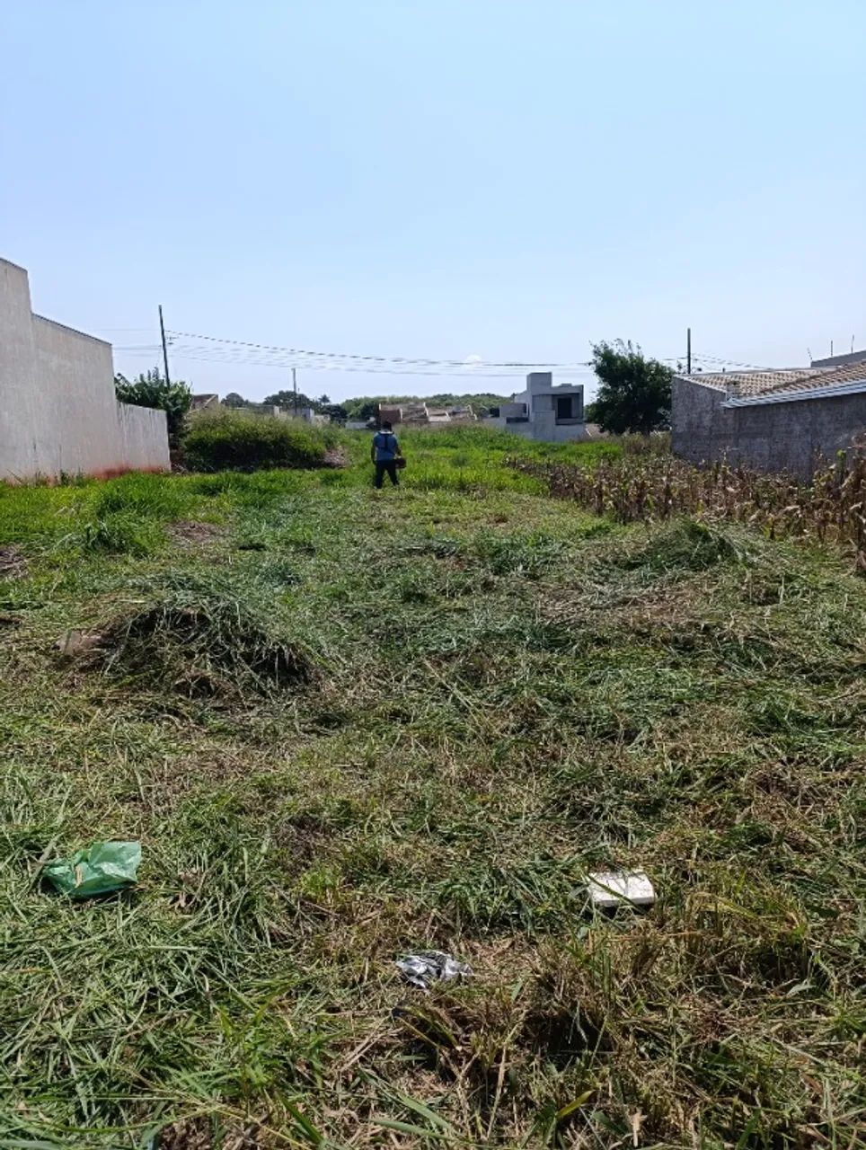 Meio terreno Escriturado e desmembrada  - Foto 3
