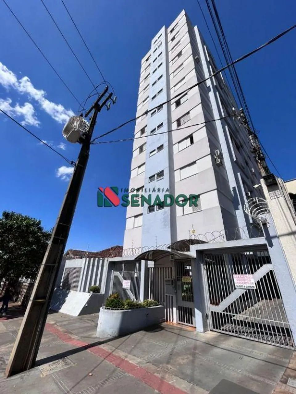 Apartamento à venda em Londrina, Centro, com 3 quartos, com 73.6 m², Edifício Maria Del Ca