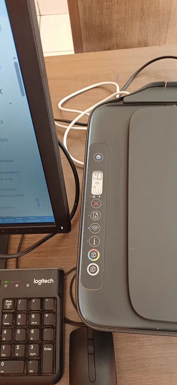 Desktop completo com monitor DELL e impressora HP funcionando perfeitamente  - Foto 4