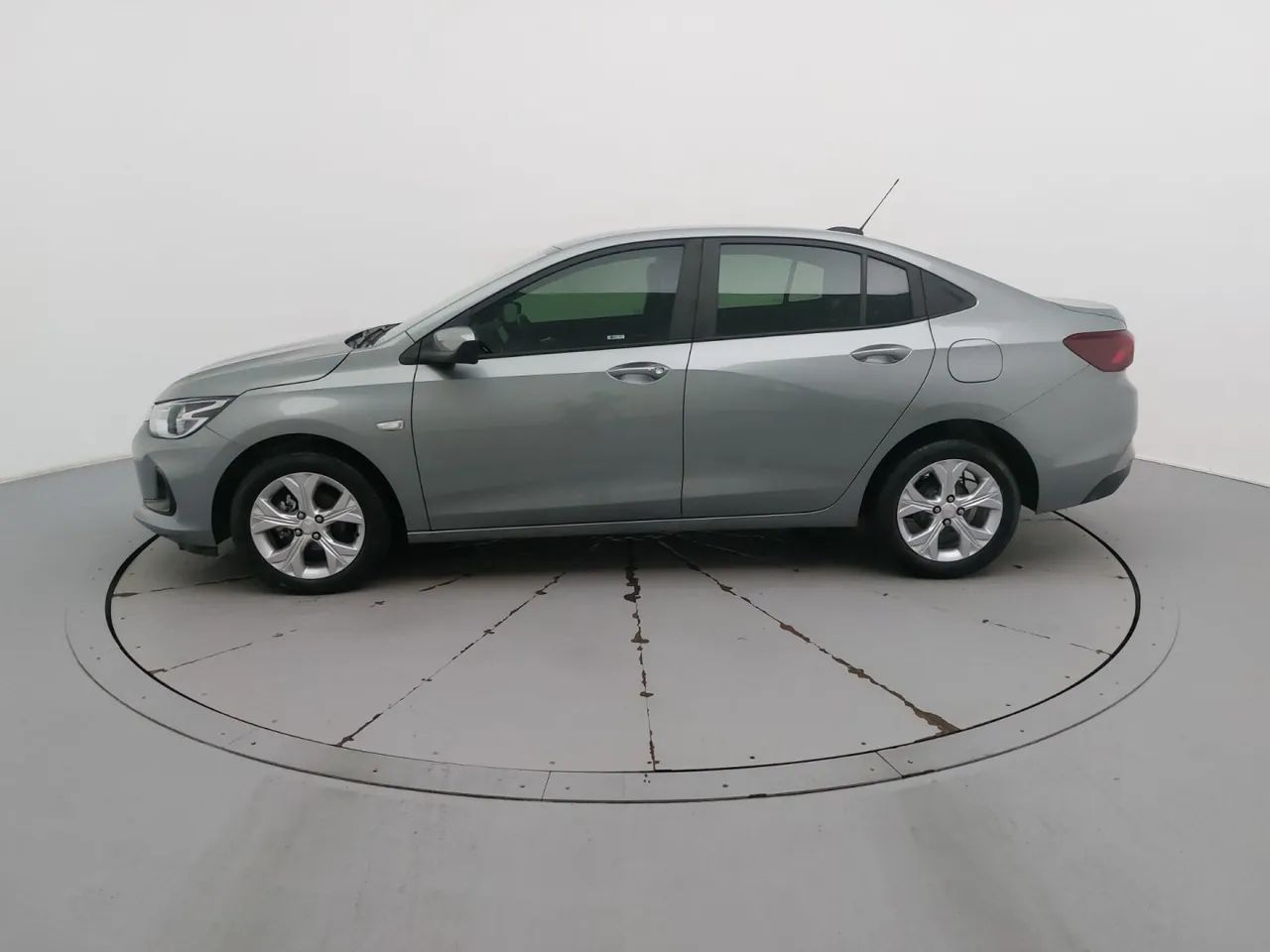 Chevrolet Onix Hatch LTZ 1.0 12V TB Flex Aut. 5P, foto 2 de 18