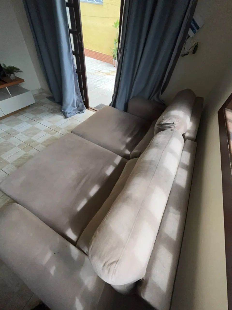 SOFÁ RETRÁTIL MARROM 3 LUGARES 190CM (USADO) - Foto 4
