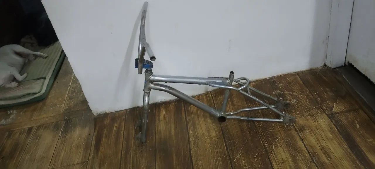 Quadro de bicicleta aro 20 - Foto 3