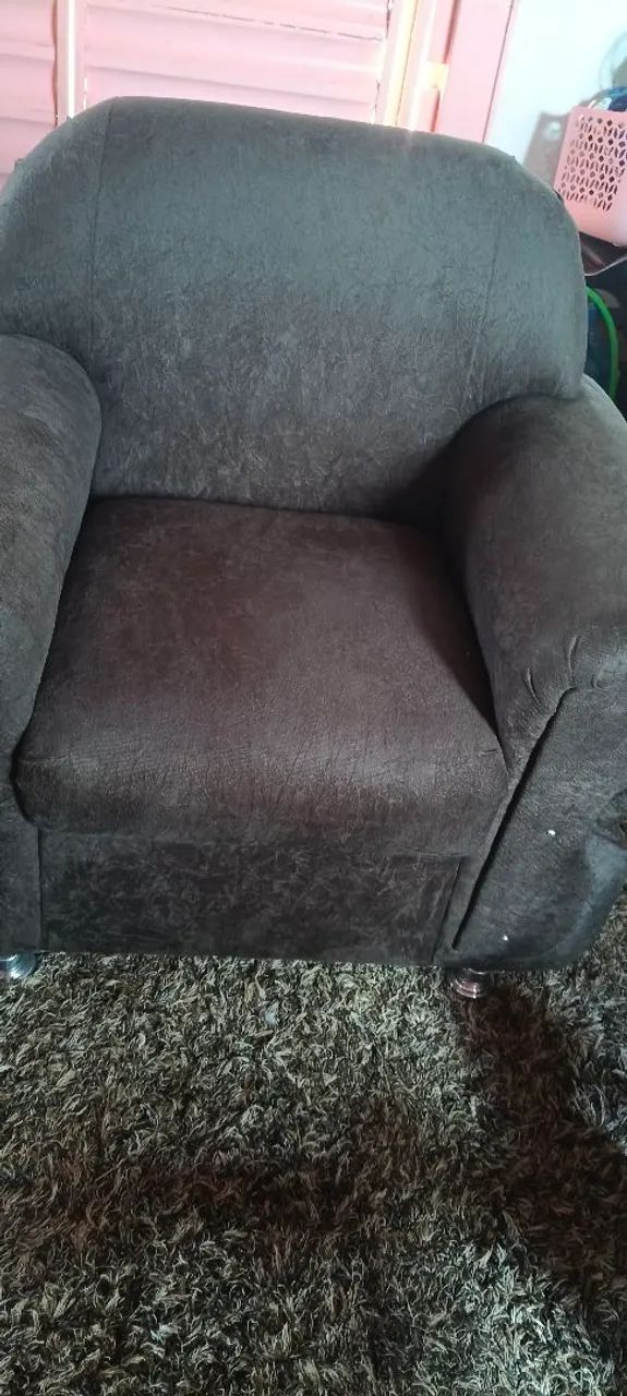 Sofá poltrona semi nova entrego ? - Foto 4
