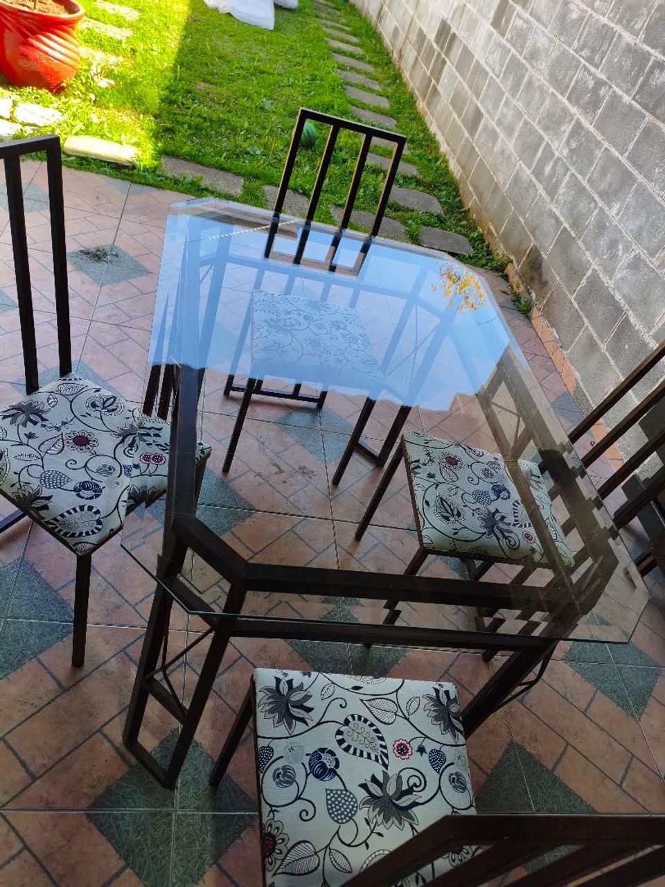 Mesa de ferro com 4 cadeiras  - Foto 4