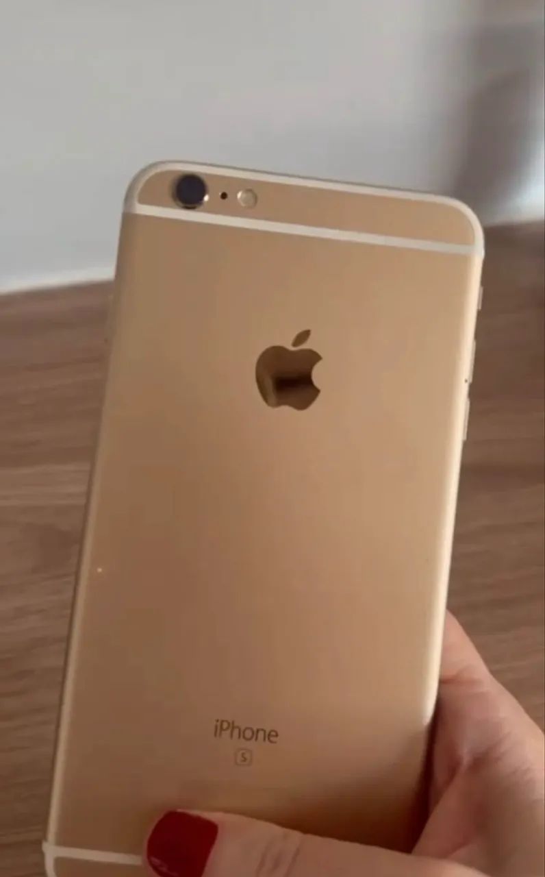 iPhone 6s Plus Dourado