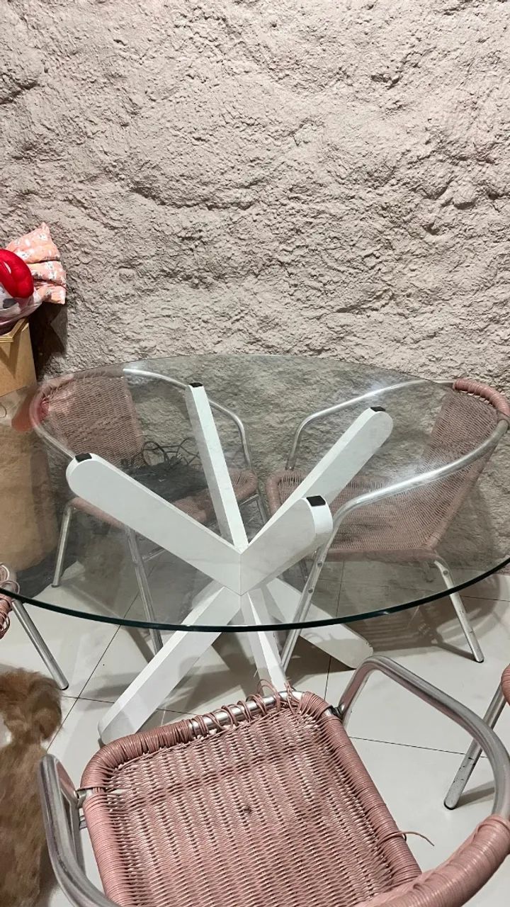 Mesa de jantar redonda com tampo de vidro - Foto 4