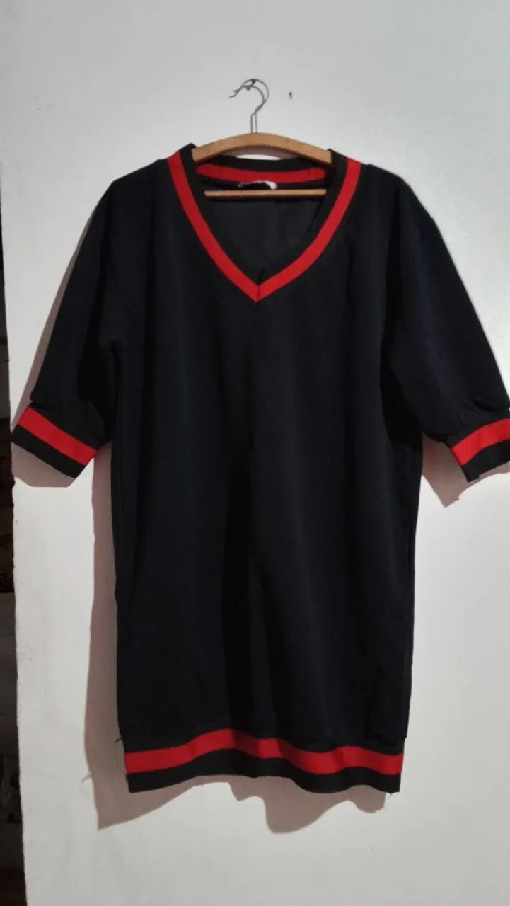 Roupa de semi nova 