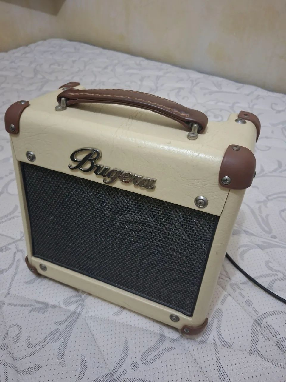 Cubo Bugera BC 15