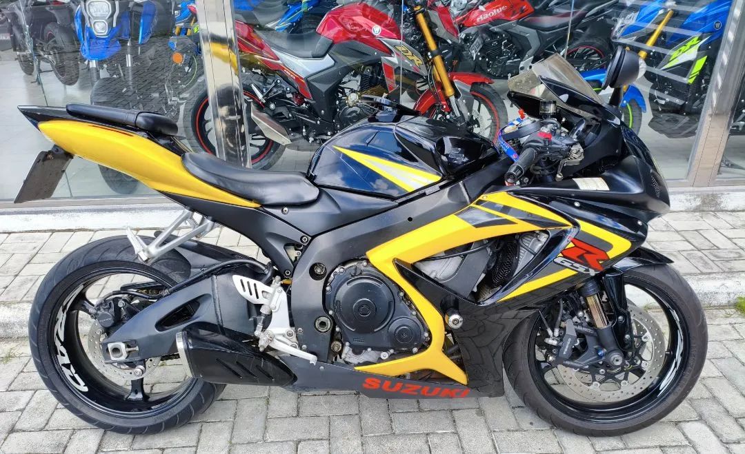 GSX 750 SRAD 07/07 - Foto 2