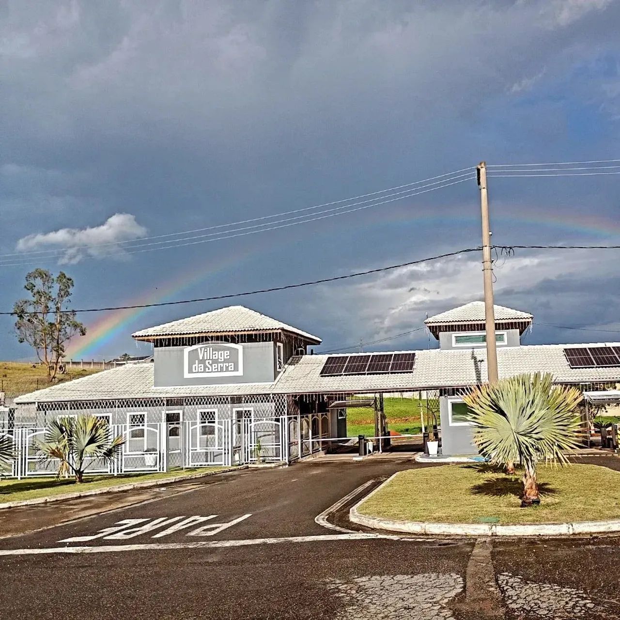 Oportunidade terreno Village da Serra 