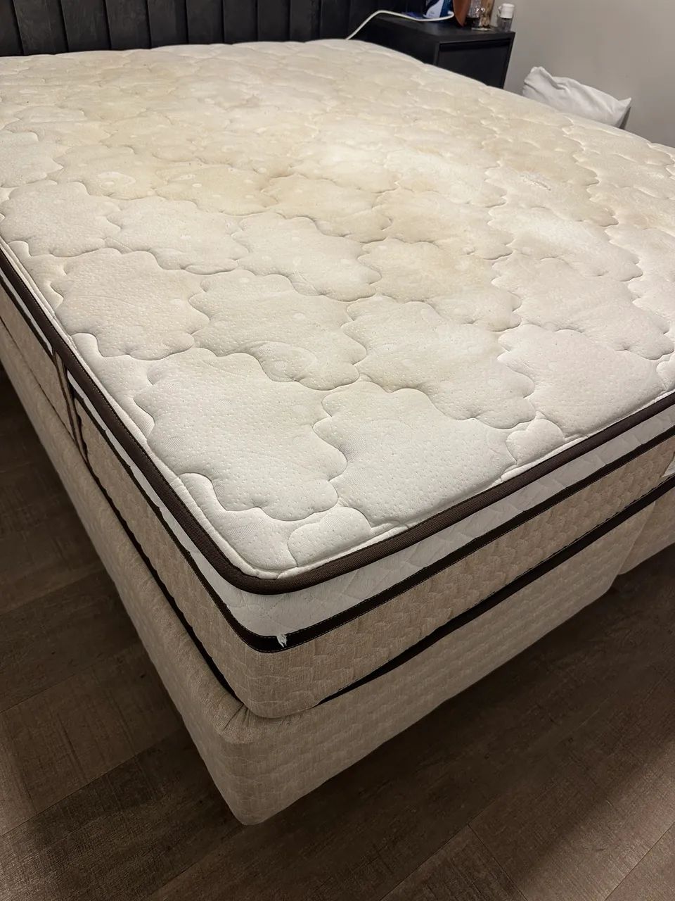 Vende-se Cama Queen  - Foto 2