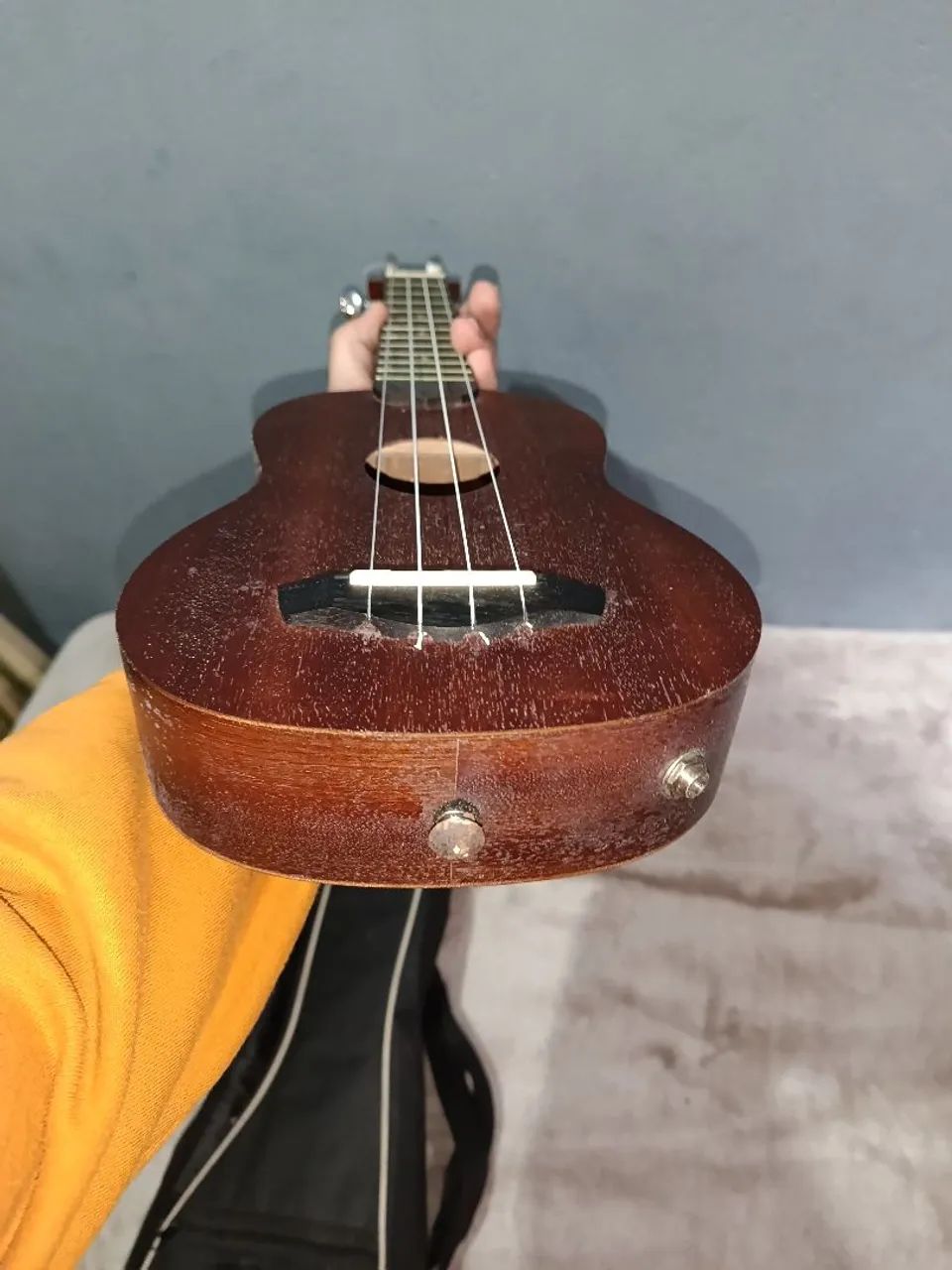 Ukulele semi-novo  - Foto 2