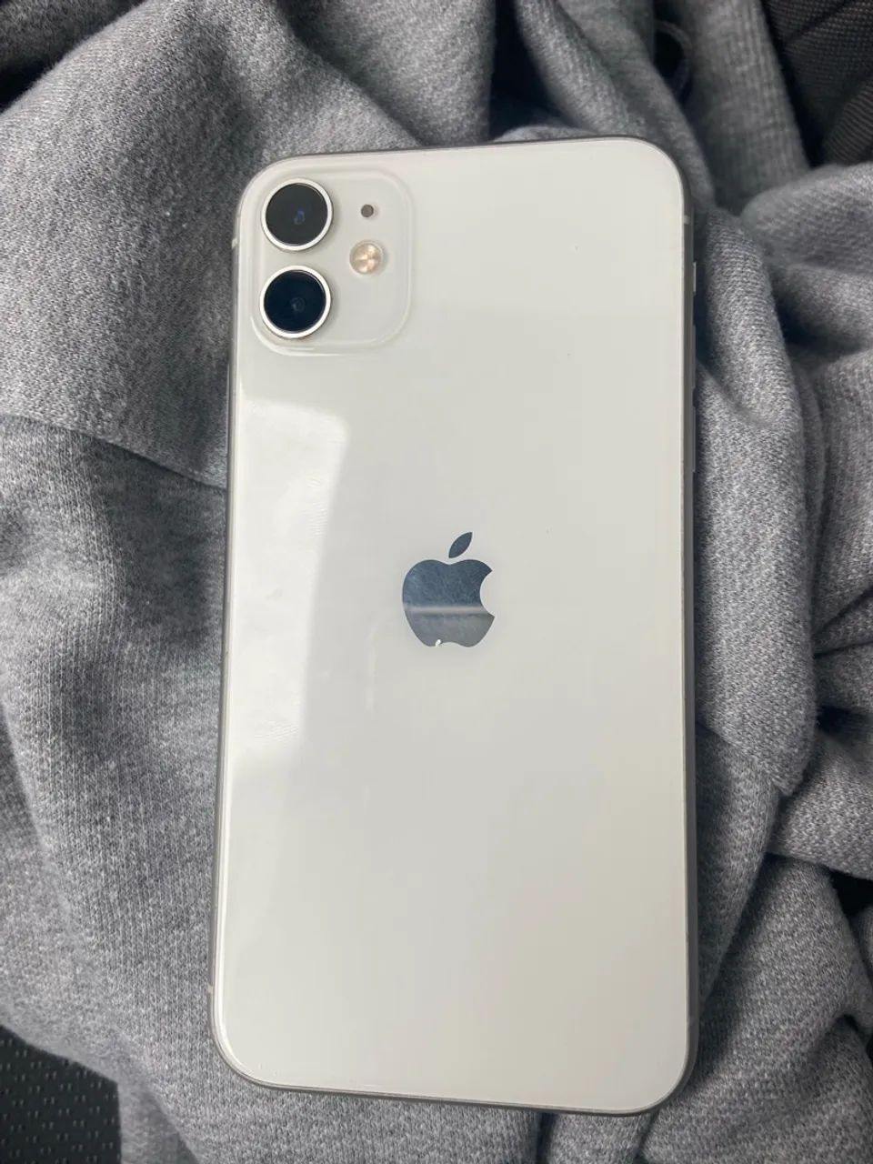 Celular iPhone 11 64gb