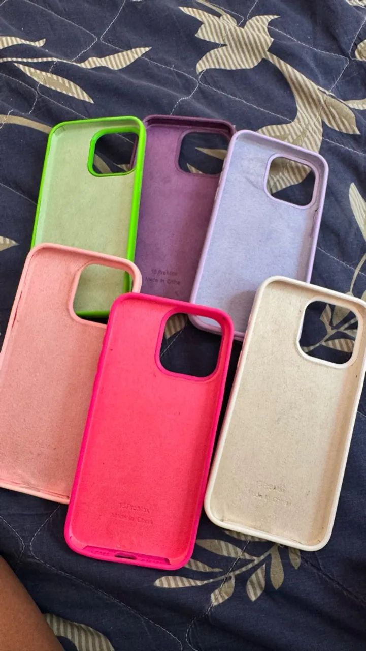 Vendo kit 6 capinhas do iPhone 15 pro Max  - Foto 3