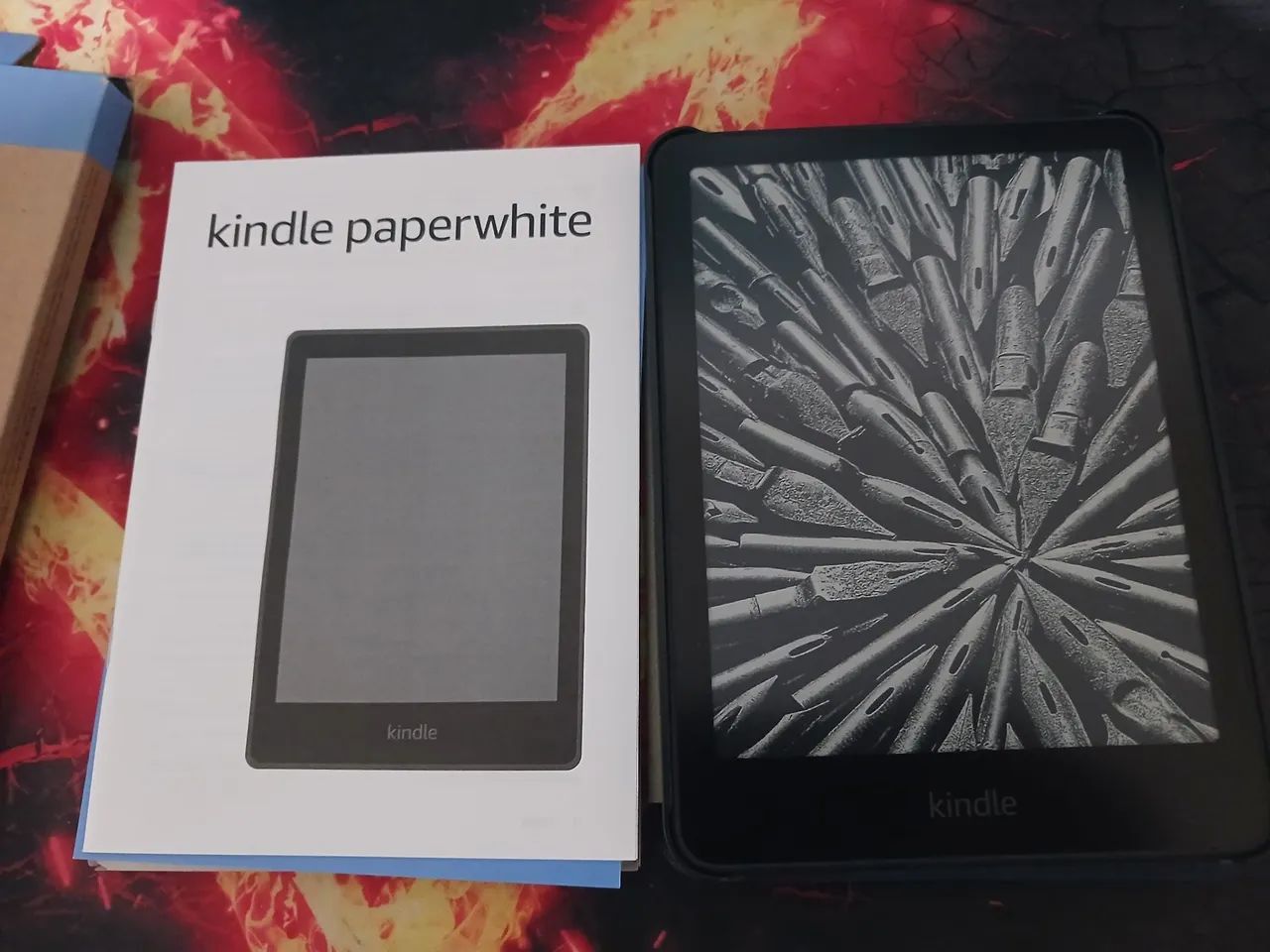 Kindle Paperwhite 12ª Geração 16gb + capa de brinde - Tablets e E