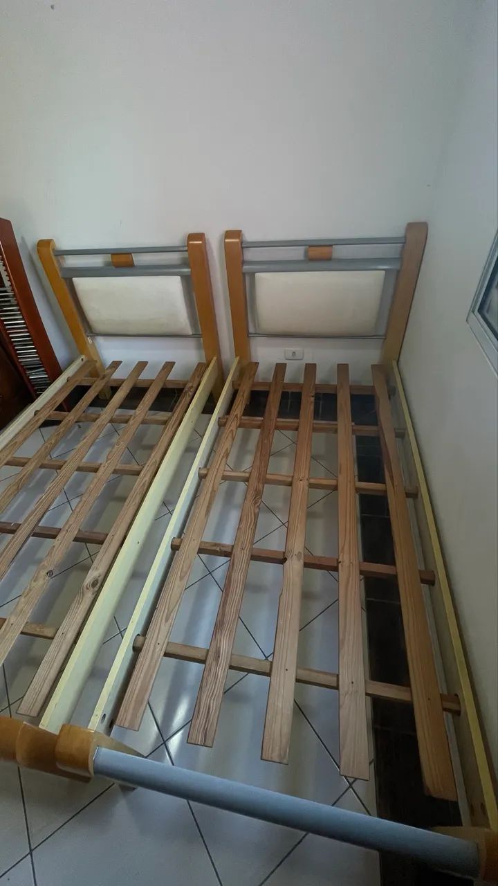 Cama de solteiro de madeira maciça  - Foto 4