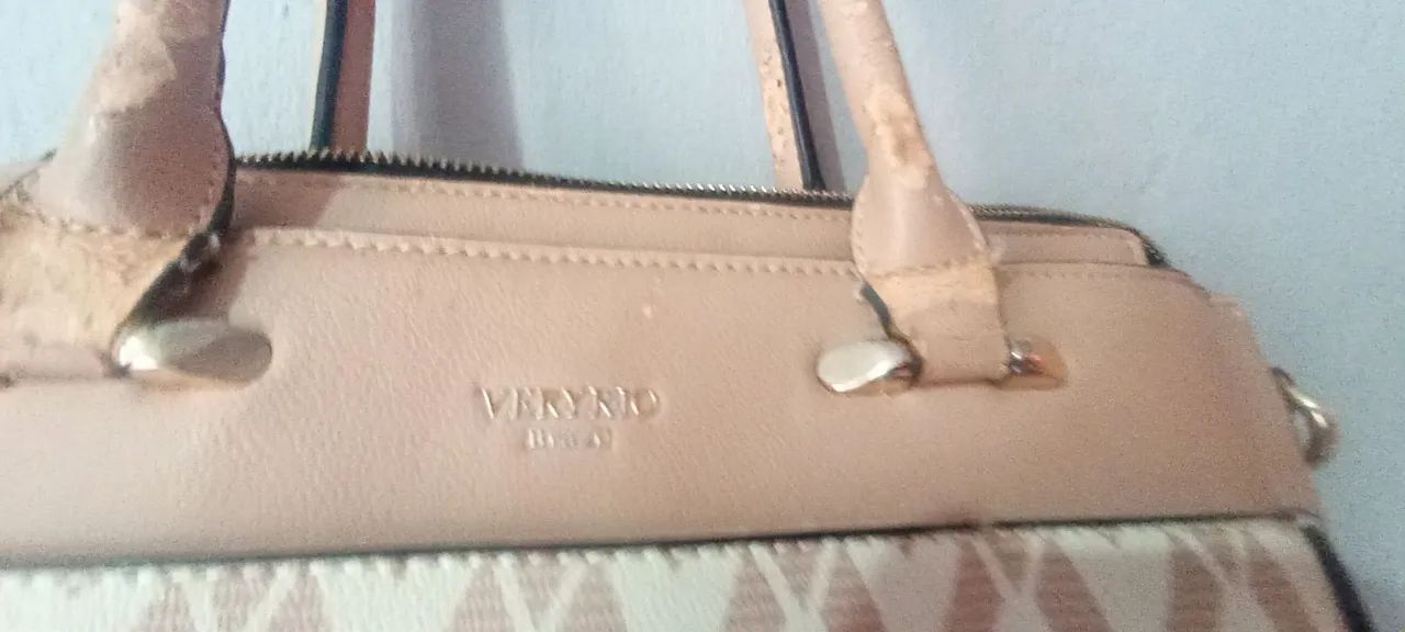 Vendo Bolsa usada de grife  - Foto 2