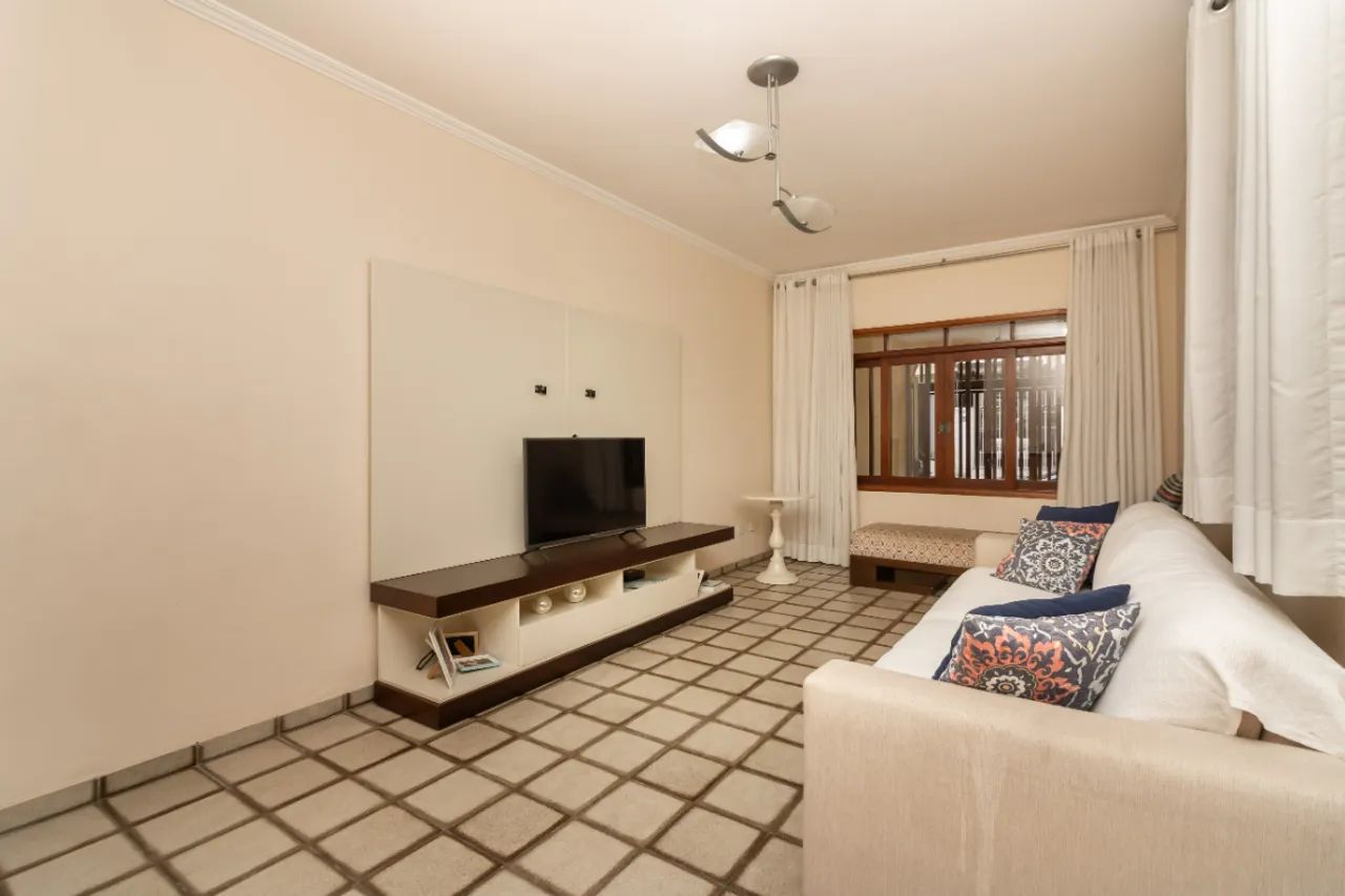Casa para venda em Cupecê com 4 quartos, sendo 2 suítes, 208m²