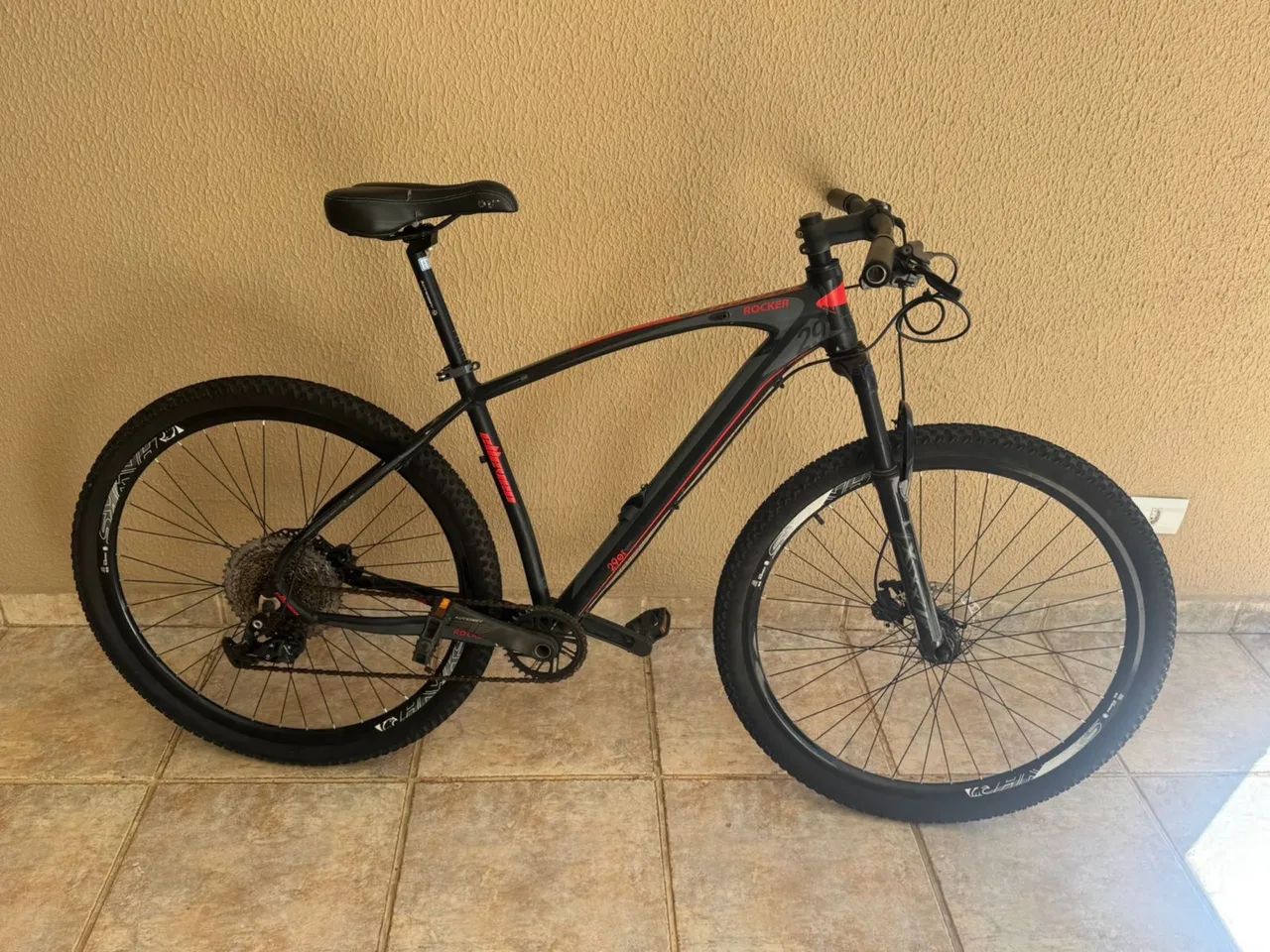 Bicicleta rocker aro 29/ quadro 19 - Foto 5