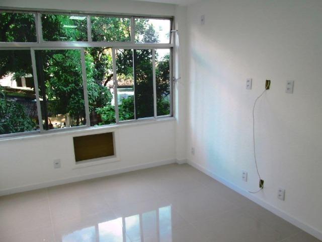 Jardim Guanabara Mangalô Próximo Praia da Bica Vazio 2 Quartos (1 suíte) Vaga JBI27694 - Foto 18