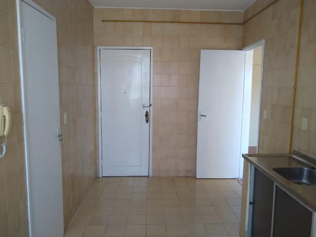 Ótimo apartamento com 03 quartos para aluguel no Centro - Foto 16