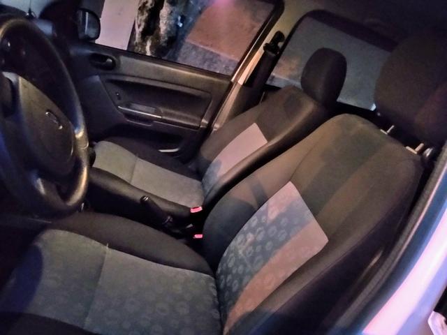 Fiesta Flex Completo (- ar). Aceito Troca e Financio. 5mil + 58x 490 - Foto 5