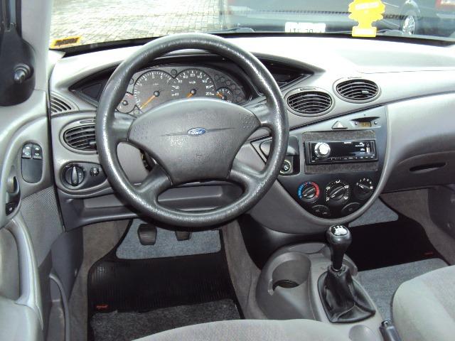 Focus 1.8 hatch completo - Foto 12