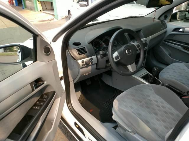 CHEVROLET VECTRA 2006/2007 2.0 MPFI ELEGANCE 8V FLEX 4P MANUAL - Foto 9