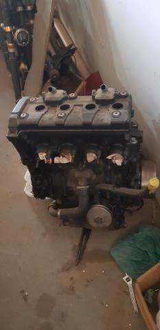 Motor xj6 600cc