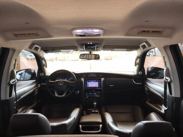 Toyota Sw4 SRX 4x4 2.8 7 lugares - Foto 8