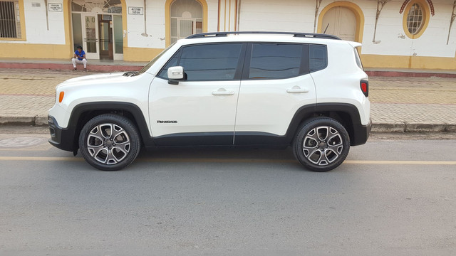 Jeep Renegade Longitude - Foto 4