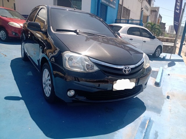 TOYOTA ETIOS 1.5 XLS 2013