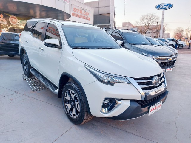 HILUX SW4 SRX DIAMOND 2.8 DIESEL C/34.000KM