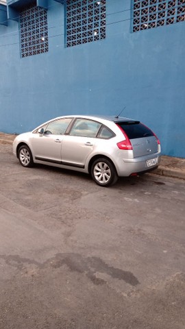 C4 HATCH GLX 2.0 2010
