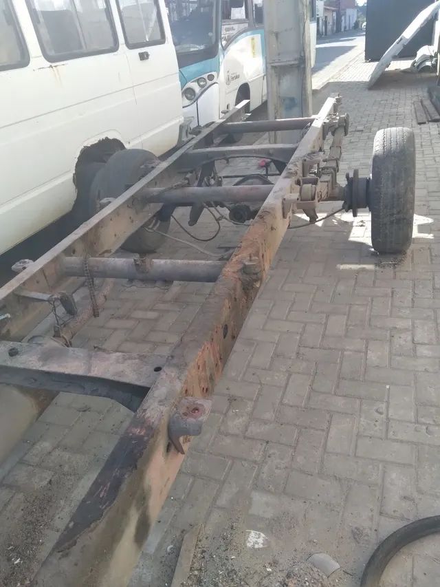 Vendo peças da iveco 2000/2001