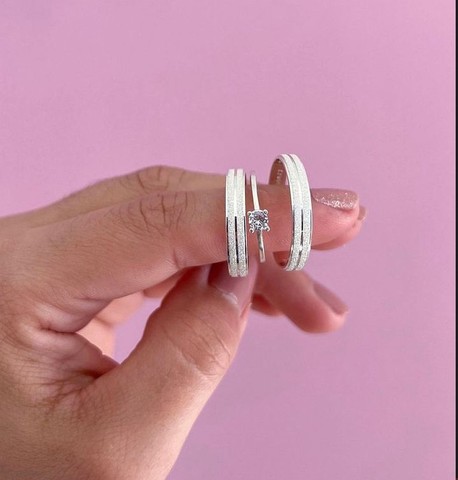 Aliança de prata 4mm de largura c/ anel solitário. ( Fábricamos  diversos modelos ) - Foto 3