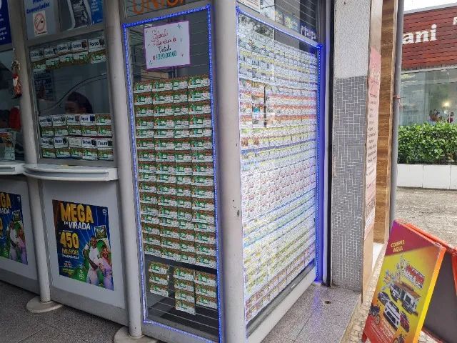 Captação de Loja a venda na Avenida Cândido de Abreu, Centro Cívico, Curitiba, PR
