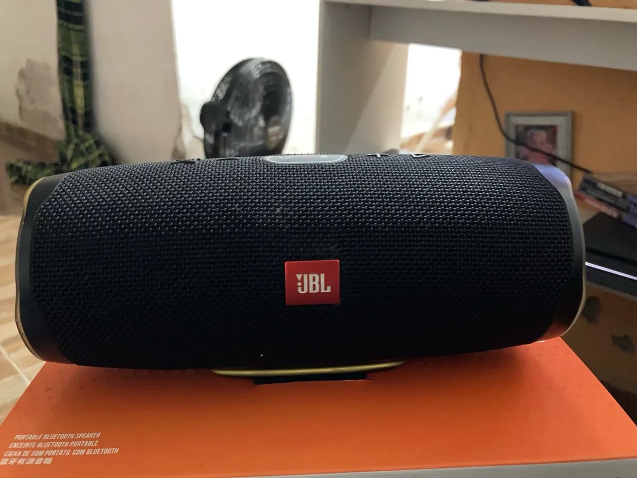 Caixa de som JBL CHARGE 4. - Foto 2
