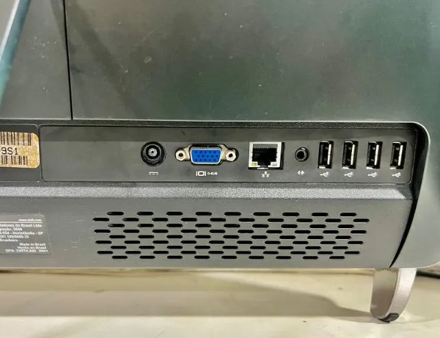 Dell Inspiron One 2320 tela manchada  - Foto 2