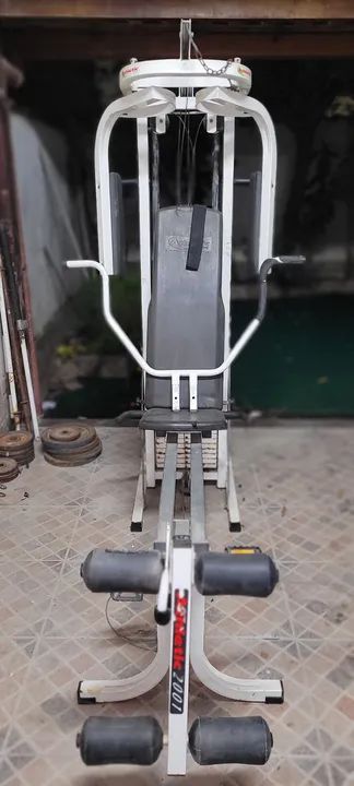 Estação de Musculação multifuncional